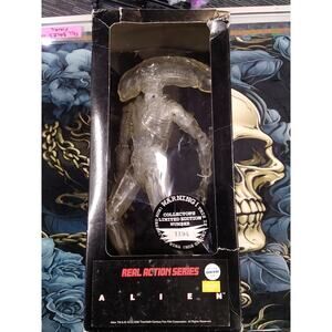 Medicom Toy Real Action Series 1996 Collector's Limited Alien Xenomorph Clear